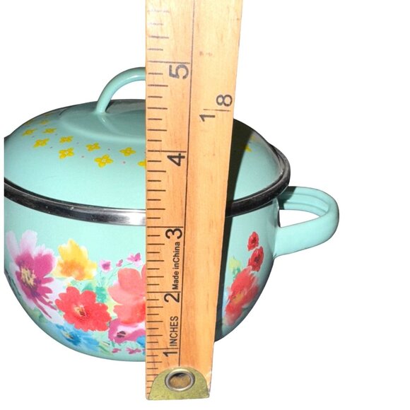 The Pioneer Woman Floral Pattern Enamel Stockpot With Lid 4 Qt - Picture 3 of 4